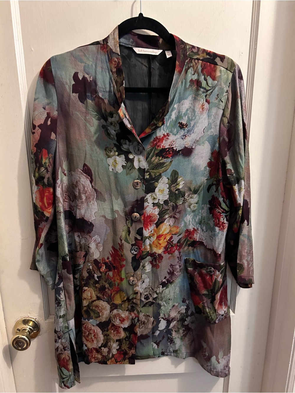 Soft Surroundings Floral Art To Wear Button Up Tunic Shirt Medium‎